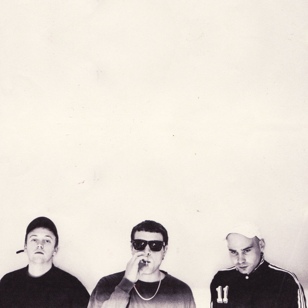 964195091.jpg DMA'S - Hills End - Image 1