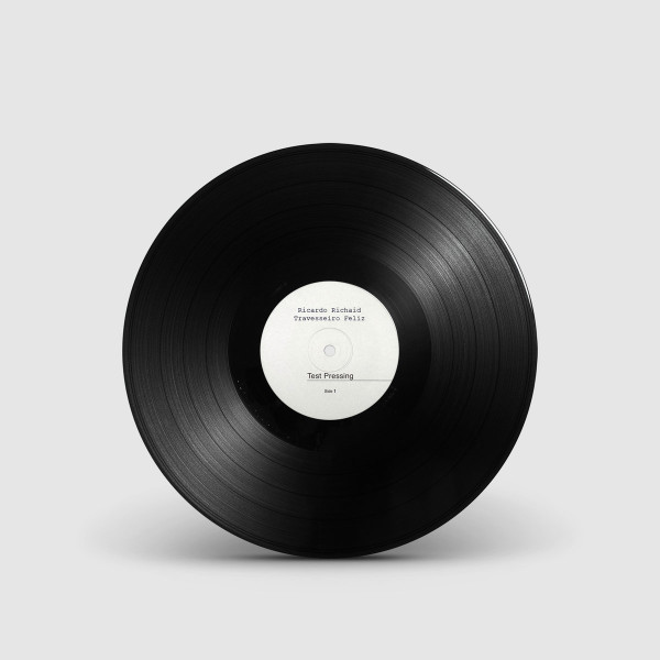 FARO216LP.jpg RICARDO RICHAID - Travesseiro Feliz - Image 1