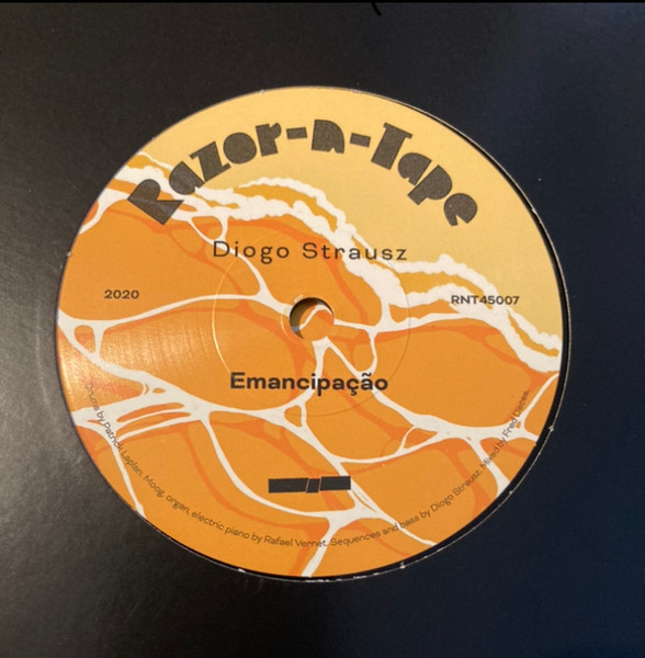 RNT45007.jpg Diogo Strausz - Emancipacao EP - Image 1