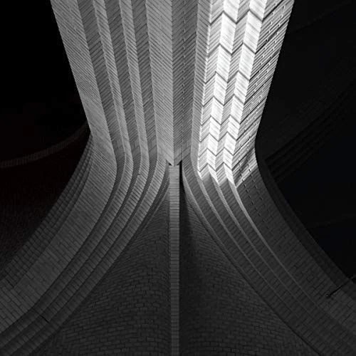 VGLP039.jpg BEN CHATWIN - DRONE SIGNALS Vinyl Record - Image 1