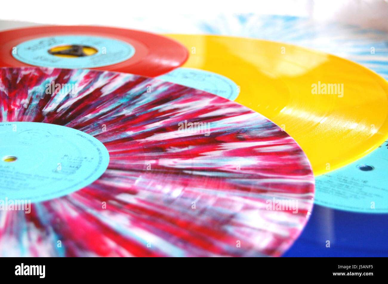 WRWTFWW024.jpg COLOURED MUSIC - COLOURED MUSIC Vinyl Record - Image 1
